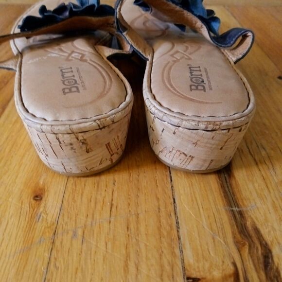 BORN Metallic Rose Leather Flower Thong Sandals Women's sz 9 flip flop - Picture 5 of 8